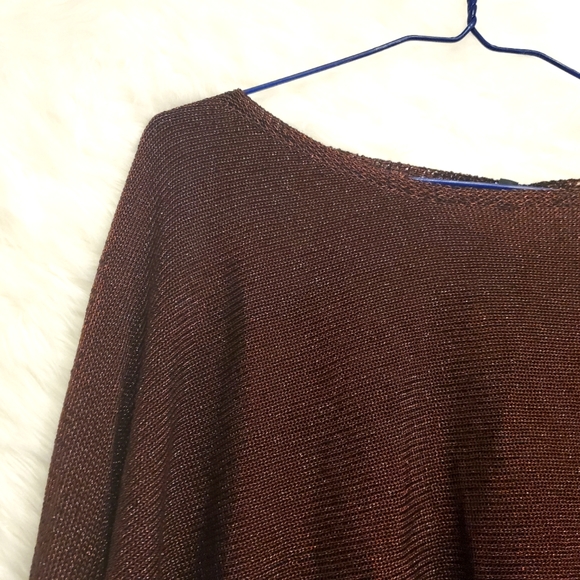 ♡ GUESS Marciano Catrina Metallic Brown Off-Shoulder Sweater - Size XS, 0 ♡ - Picture 3 of 4
